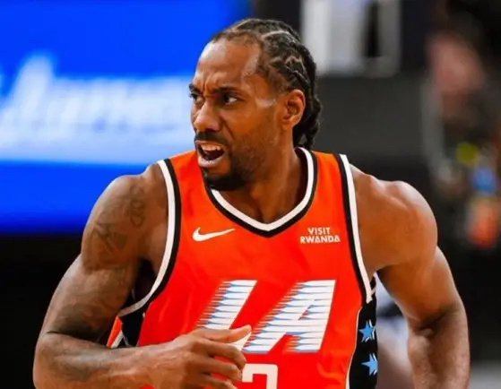 开云电子-伦纳德你太狠了！快船尘封了50年的纪录，就这样被你打破了|小卡|西部|洛杉矶快船队|三分球|篮板_新浪体育_新浪新闻