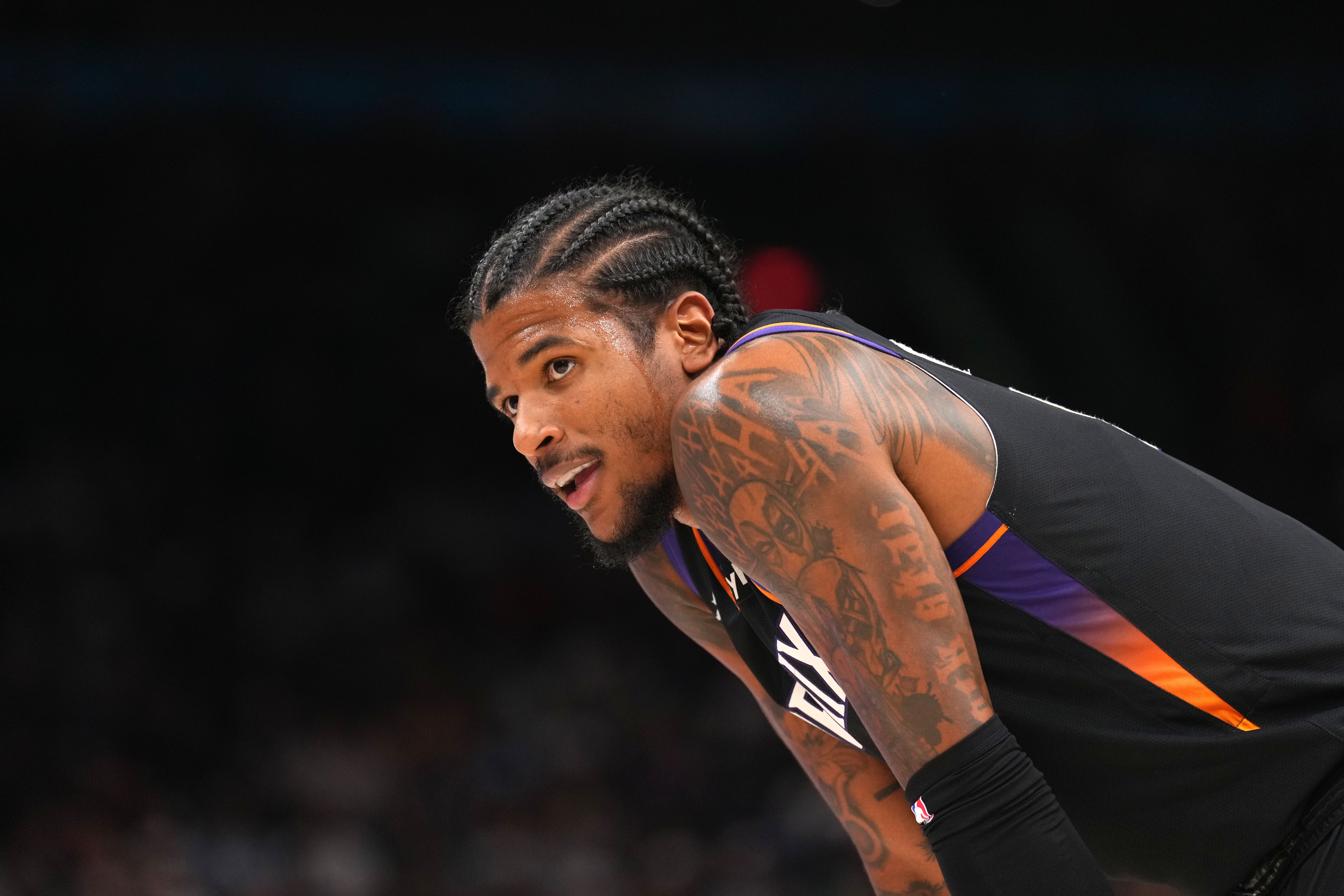 开云官方网站-被DNP近一节半!杰伦·格林仅打20分钟10中3&三分5中0得8分4失误